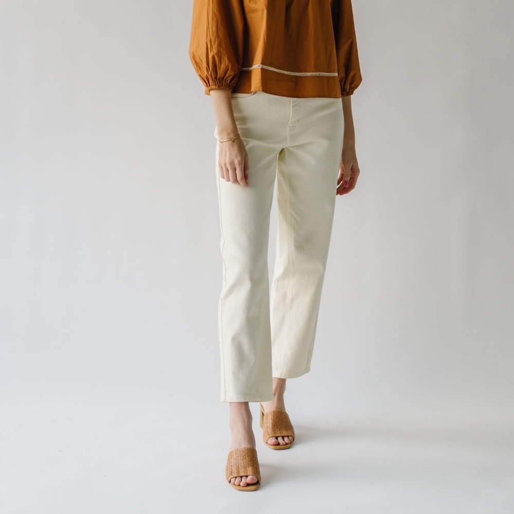 NWT Piper and Scoot The Dalquist Slim Balloon Fit Jean in Ecru Size 25